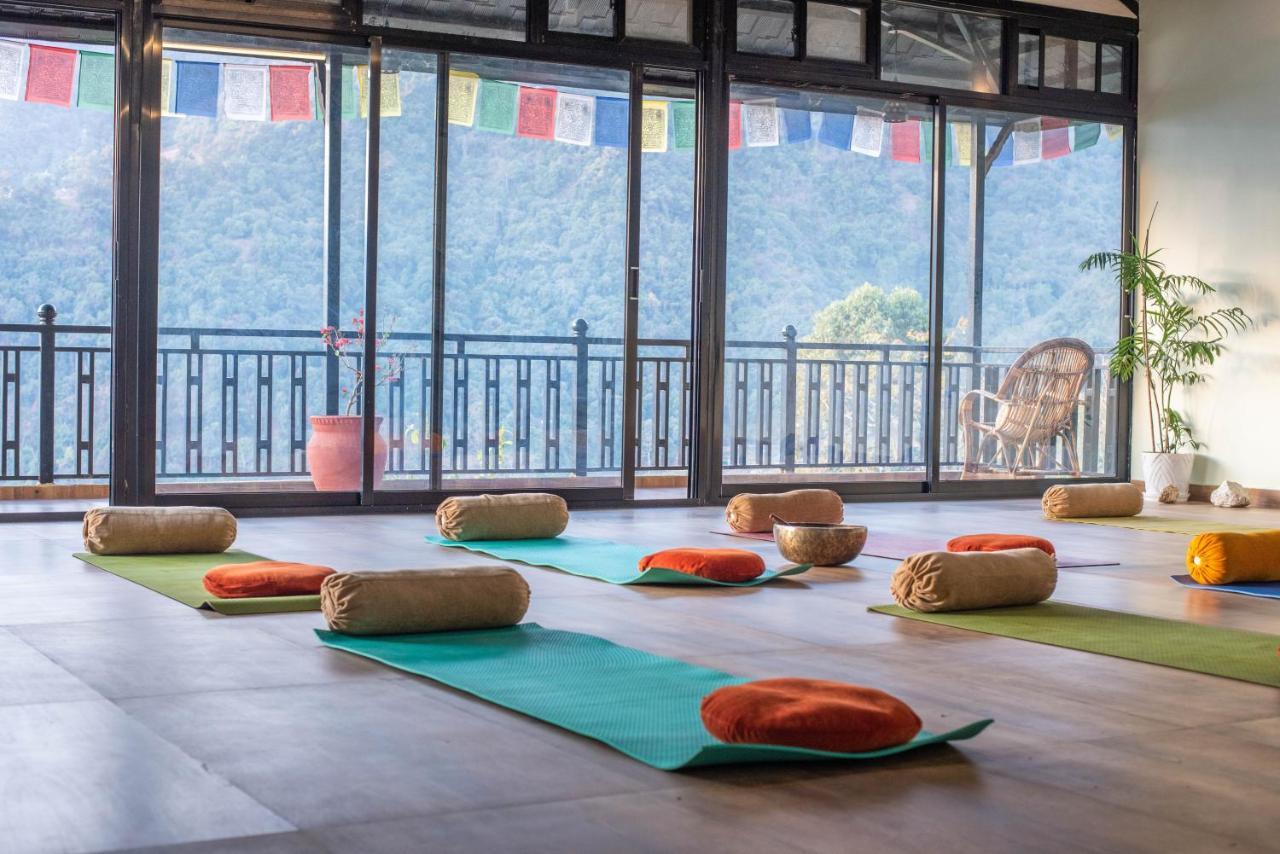 Green Hills Yoga Retreat Pokhara Exterior foto